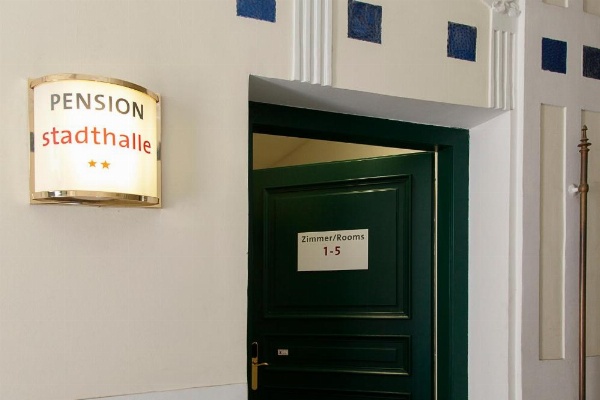 Pension Stadthalle image 12